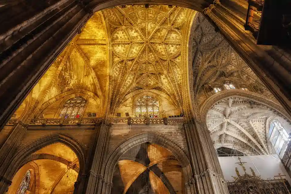 alcazar giralda y catedral